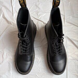 Dr. Martens 1460 Men's Smooth Leather Lace Up Boots - Size 11